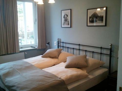 Hostal Hugos Haus & Berthas Haus