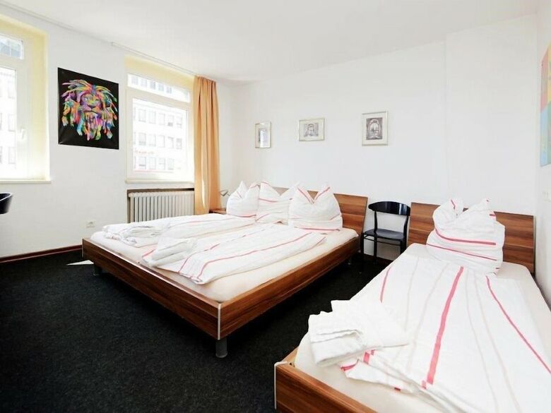 Hotel Goldener Hahn