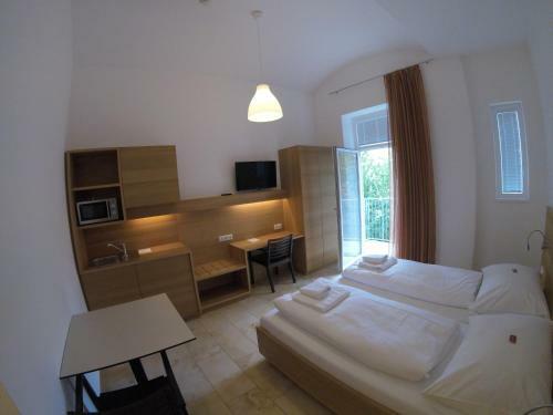 Hotel Aton