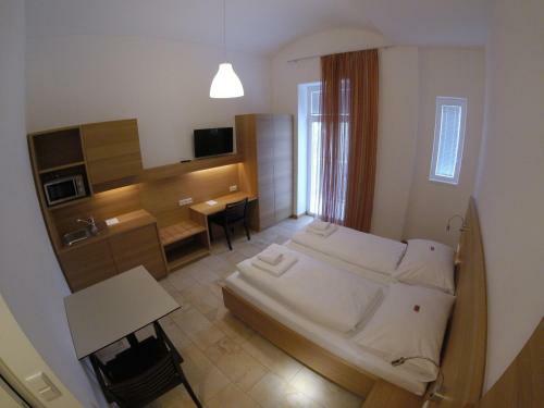 Hotel Aton
