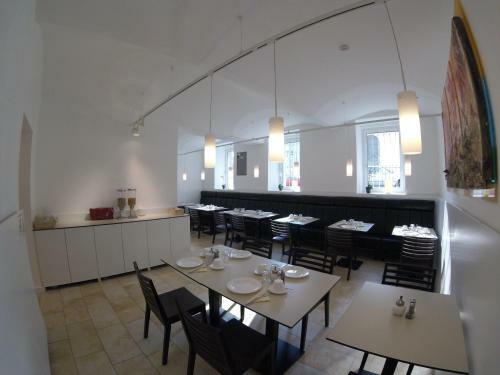 Hotel Aton