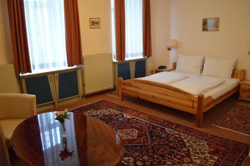 Bed & Breakfast Pension Walzerstadt