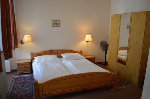 Bed & Breakfast Pension Walzerstadt