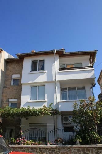 Megi Apartments