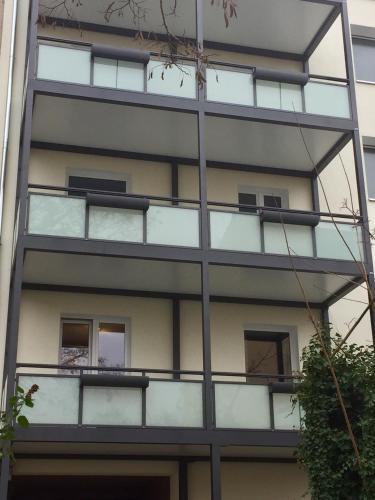Apartment & Room H50