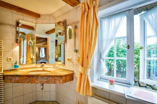 Hotel Und Restaurant J�rg M�ller