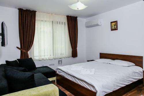 Hostal Guest House Byalata Kashta
