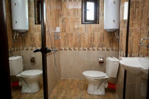 Hostal Guest House Byalata Kashta