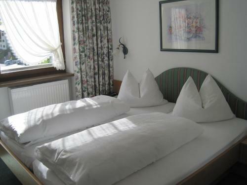 Hostal Pension Zoeggeler