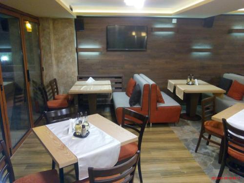 Hostal Mineral 56