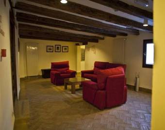 Hostal Hospederia Porta Coeli