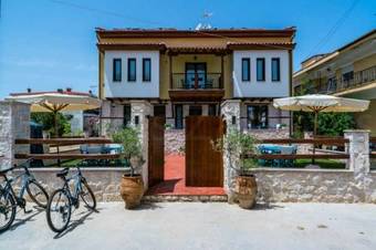 Armenos Villas