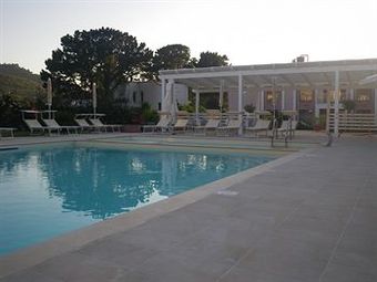 Hotel Mareluna