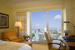 Hotel San Juan Marriott Resort & Stellaris Casino