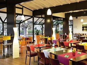 Hotel Novotel Avignon Sud