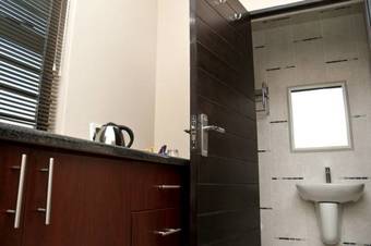 Hotel Eagle Nest Luxury Accommodation