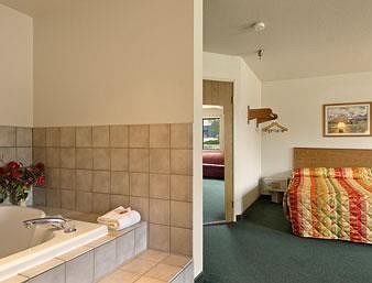 Motel Super 8 Greeley Co