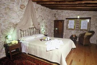 Petrino Suites Hotel