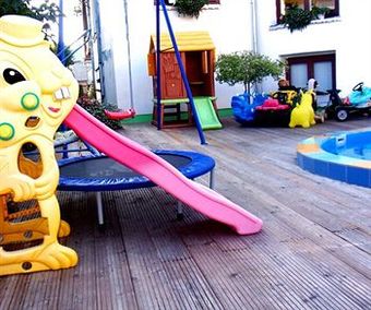 Albergue Hotel Po Kastonu