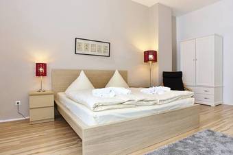 Bearlincity Apartments - City Center West