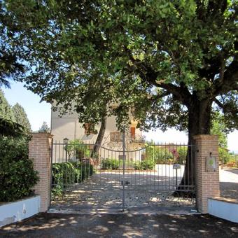 Agroturismo Agriturismo B&B Il Quercione