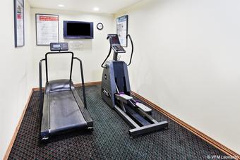 Hotel Country Inn & Suites