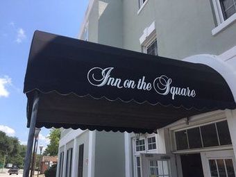 Hotel Inn On The Square