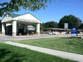 Hotel Americas Best Value Inn Lodge On The Green