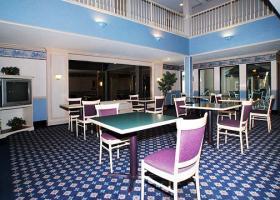 Hotel Comfort Suites