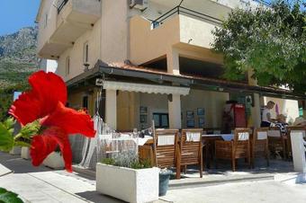 Apartments By The Sea Drvenik Donja Vala (makarska) - 8807