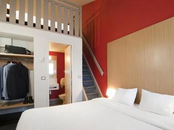 Hotel B&B H�tel Saint-etienne La Terrasse