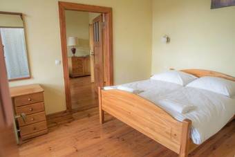 Hotel Azyl