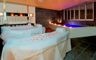 Hotel Outrigger Little Hastings Street Resort & Spa