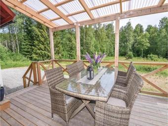 Four-bedroom Holiday Home In Langserud