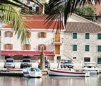 Hotel Villa Kula