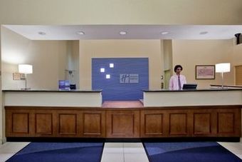 Holiday Inn Express Hotel & Su