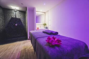 Gara Suites Hotel Golf & Spa
