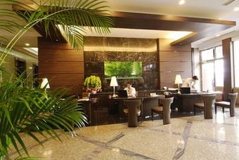 Hotel Kariyushi Urban Resort