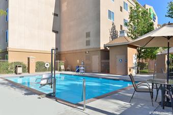 Holiday Inn Express Hotel & Suites Fresno (river Park) Hwy 41