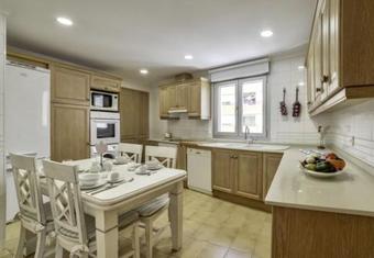 Calpe Apartment Sleeps 8