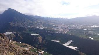 Casas Pedro Y Carmen