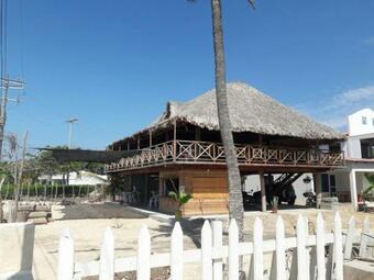 Hostal Timonel Company Hotel