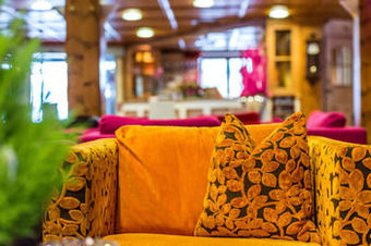 Eva, Village Hotel