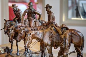 Apartamento 2br Condo In The Seasons At Arrowhead- Vaulted Ceilings Condo