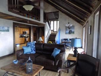 Birds Eye View Cabin