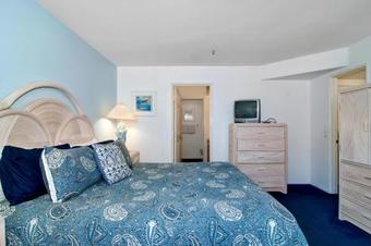 Imperial Beach Club 309