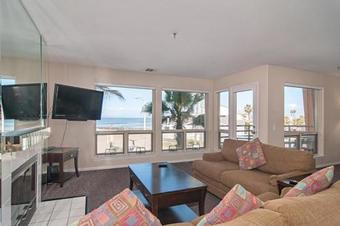 Imperial Beach Club 213