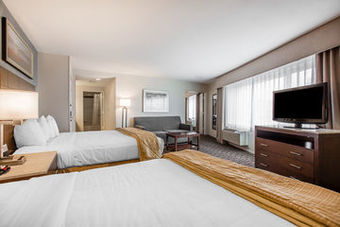 Hotel Quality Inn & Suites