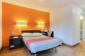 Hotel Motel 6 Idaho Falls