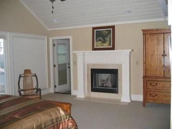 Bears Den Home
